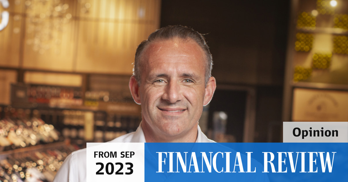 Woolies’ old guard leads the battle for Dan Murphy’s